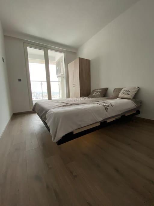 Cevahir Sky City Apartment With Spa, Pool & Fitness Included Szkopje Kültér fotó